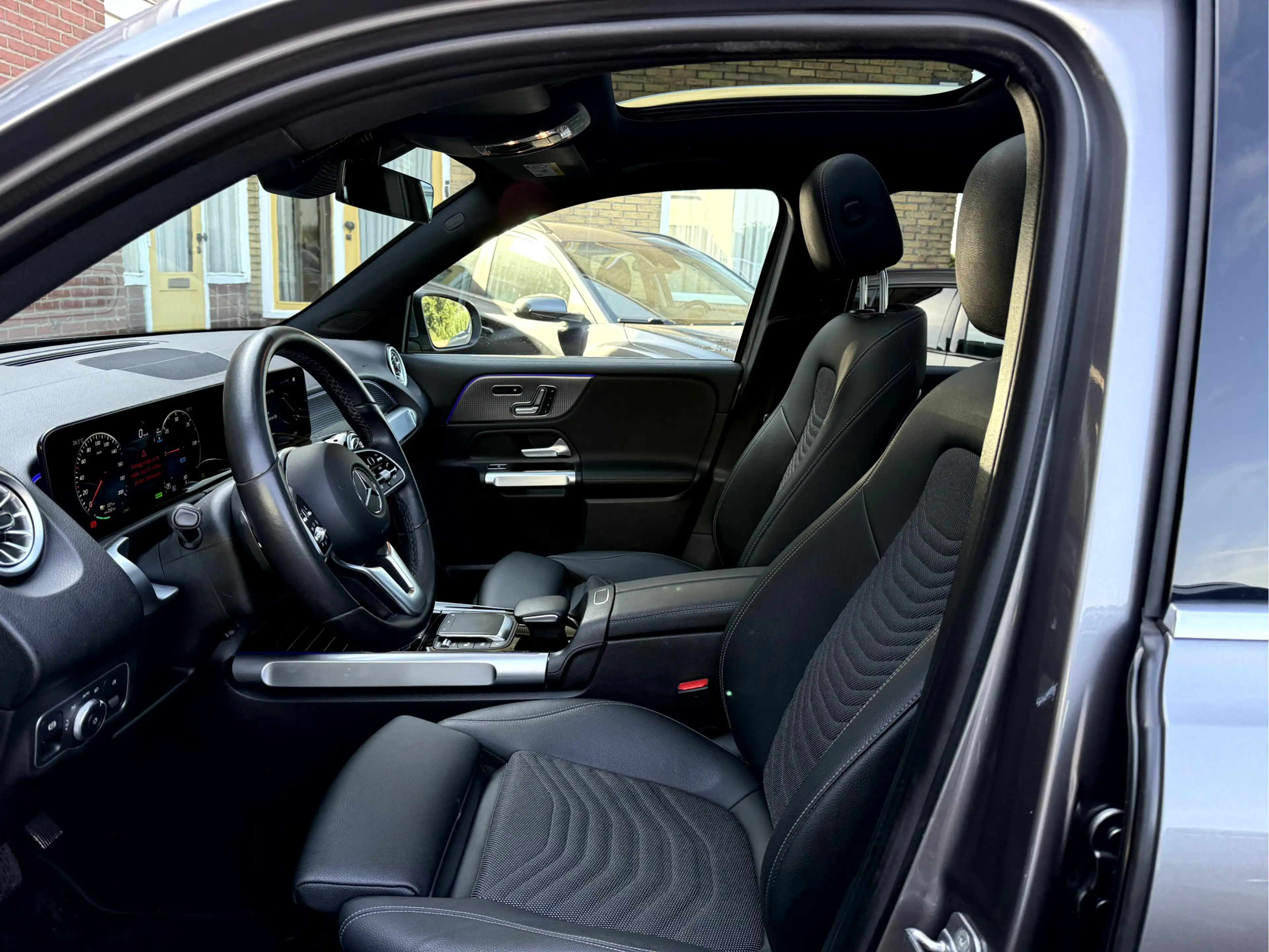 Mercedes-Benz EQB 250 250+ Business Edit,71 kWh SOH 95.2%, Panormadak, 3 — photo 4