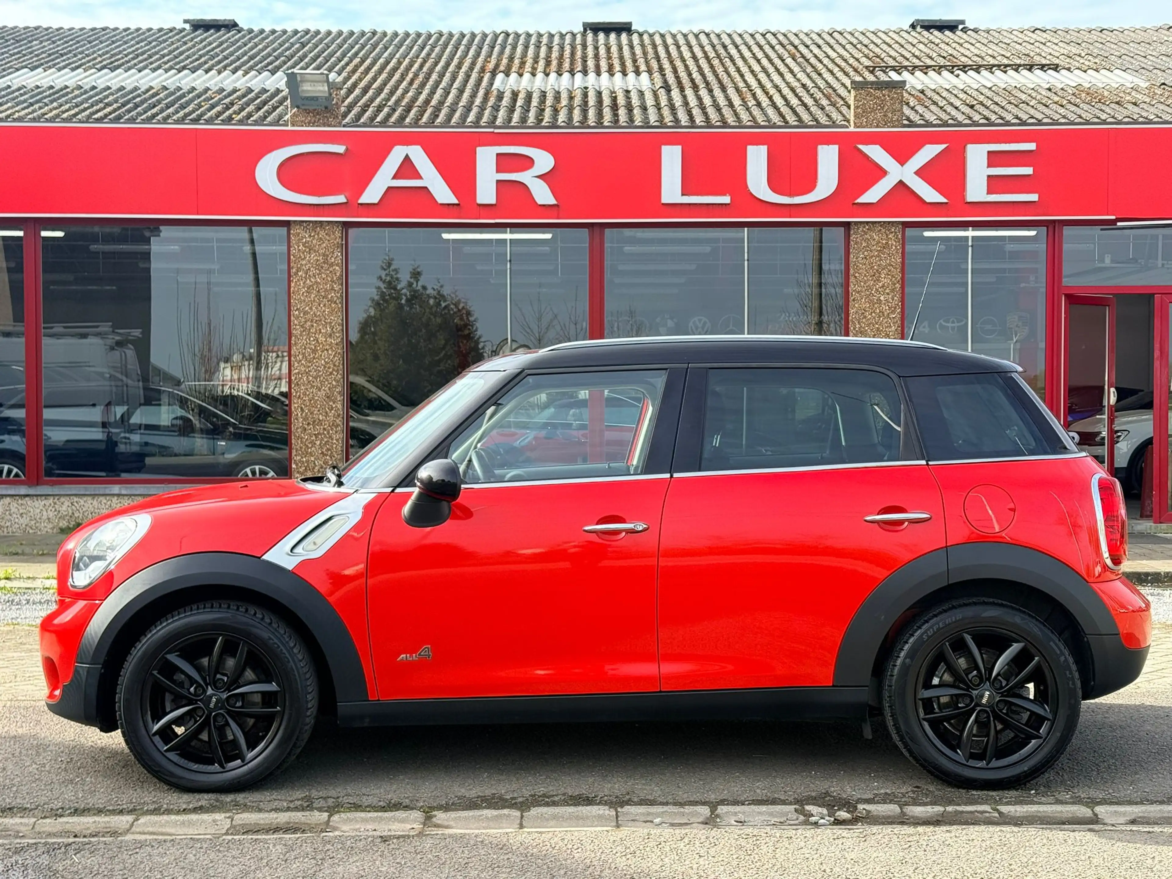 MINI Cooper D Countryman 1.6D 112CV  4X4 XENON LED  CUIR CLIM 17" — photo 2