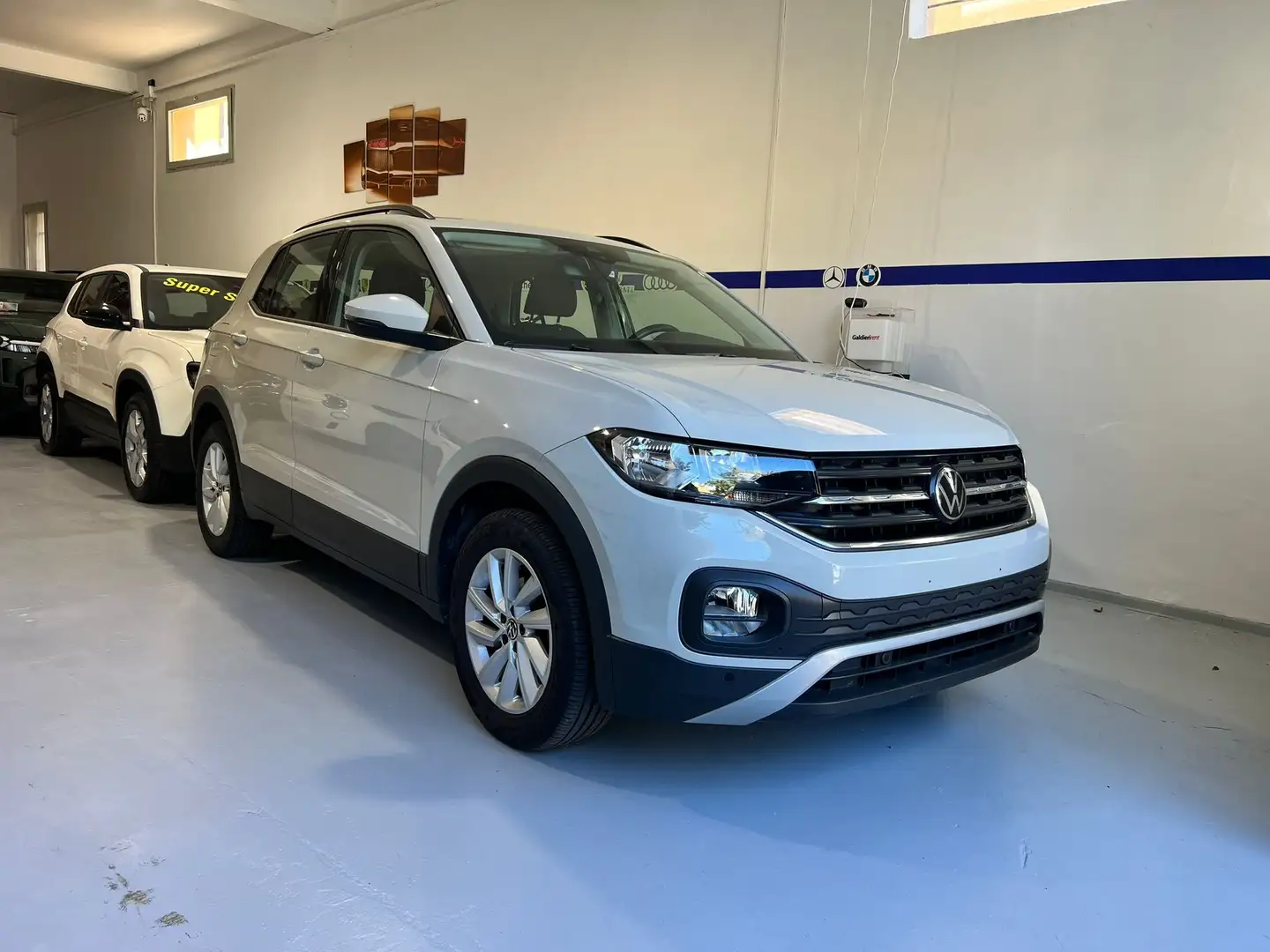 Volkswagen T-Cross 1.0 tsi PARI AL NUOVO Bianco - 2
