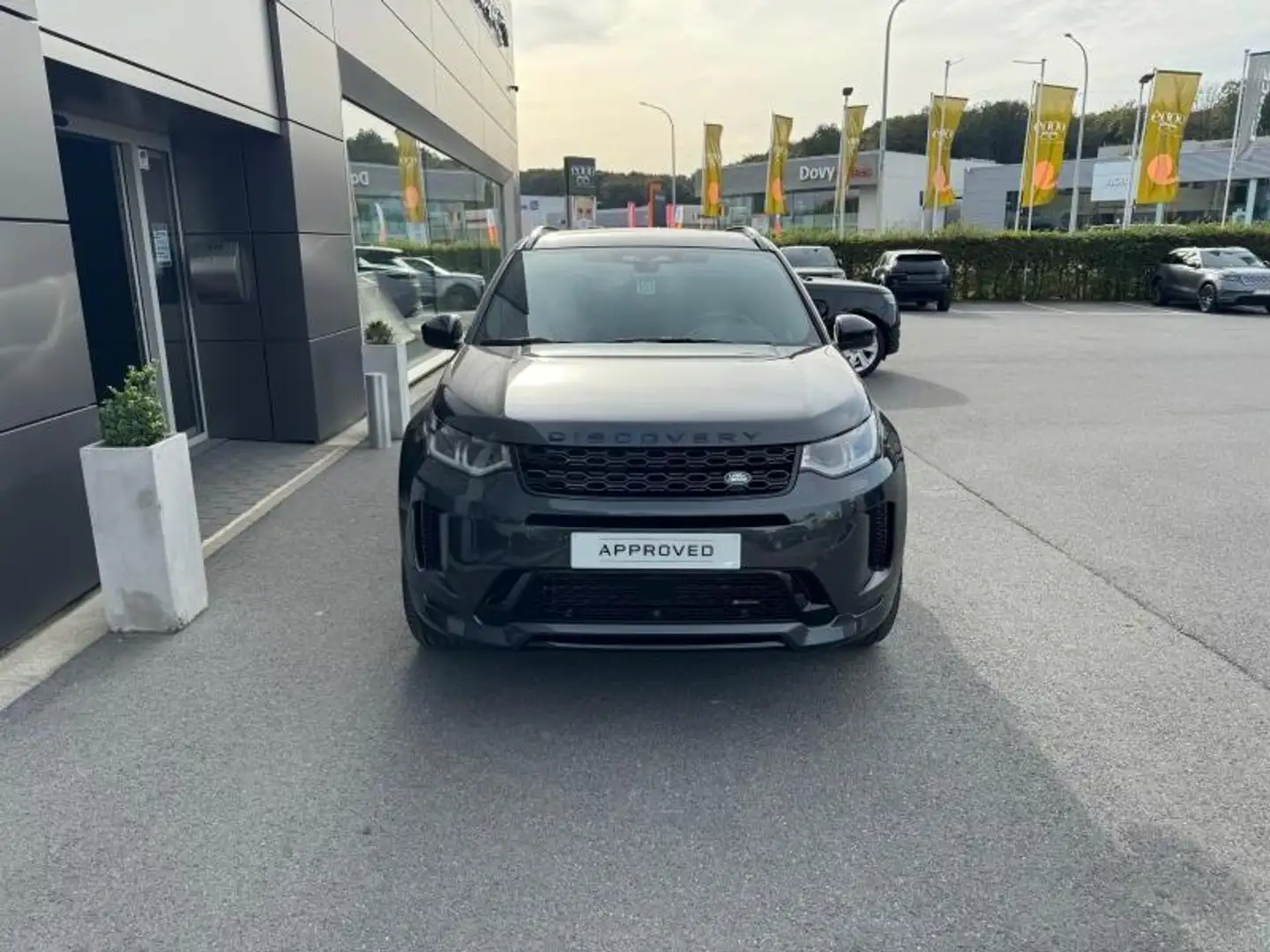 Land Rover Discovery Sport SE R-Dyn - 7 places - AVRIL Gris - 2