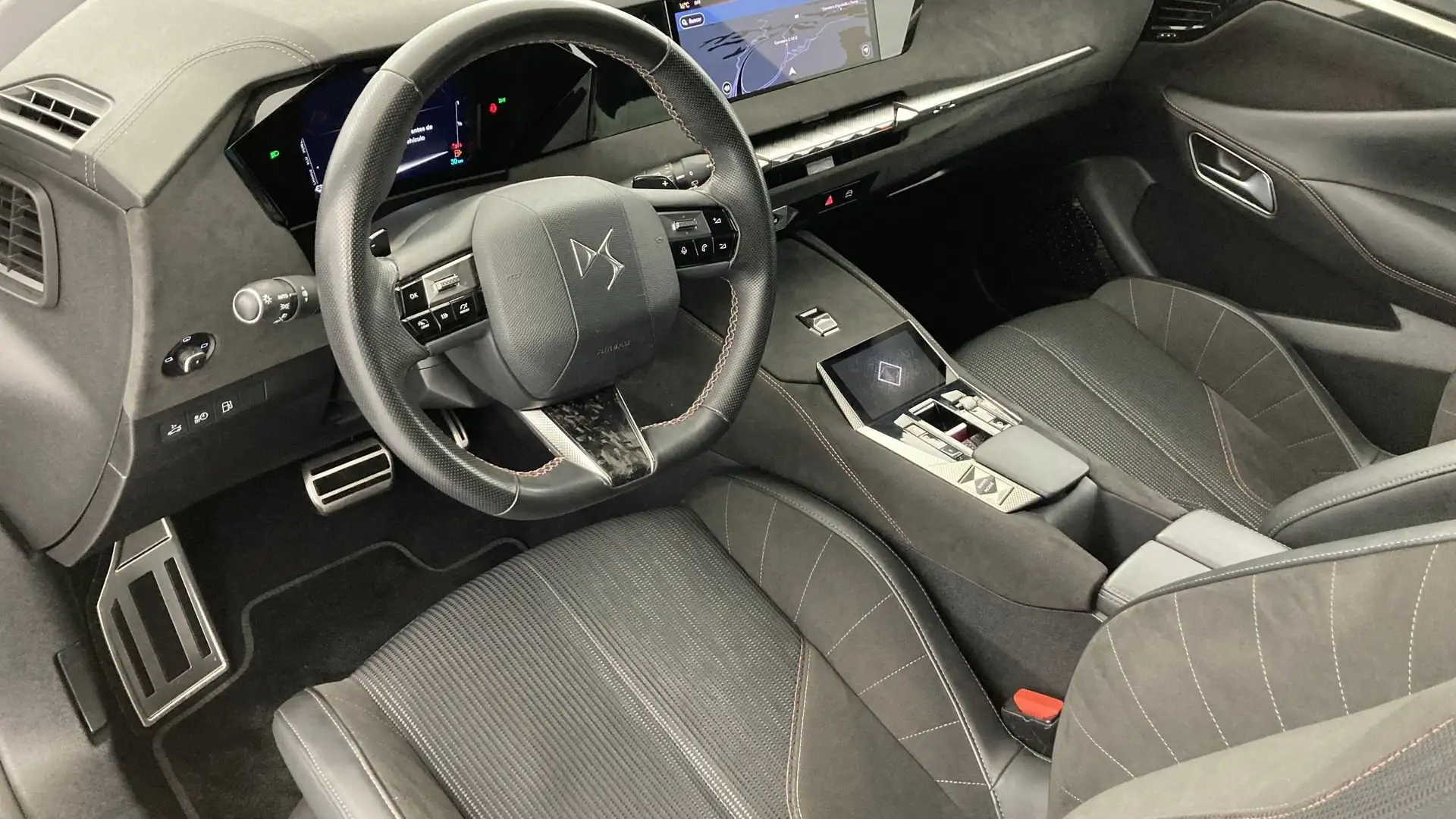 DS Automobiles DS 4 E-Tense Performance Line + Aut. 225 Plateado - 2