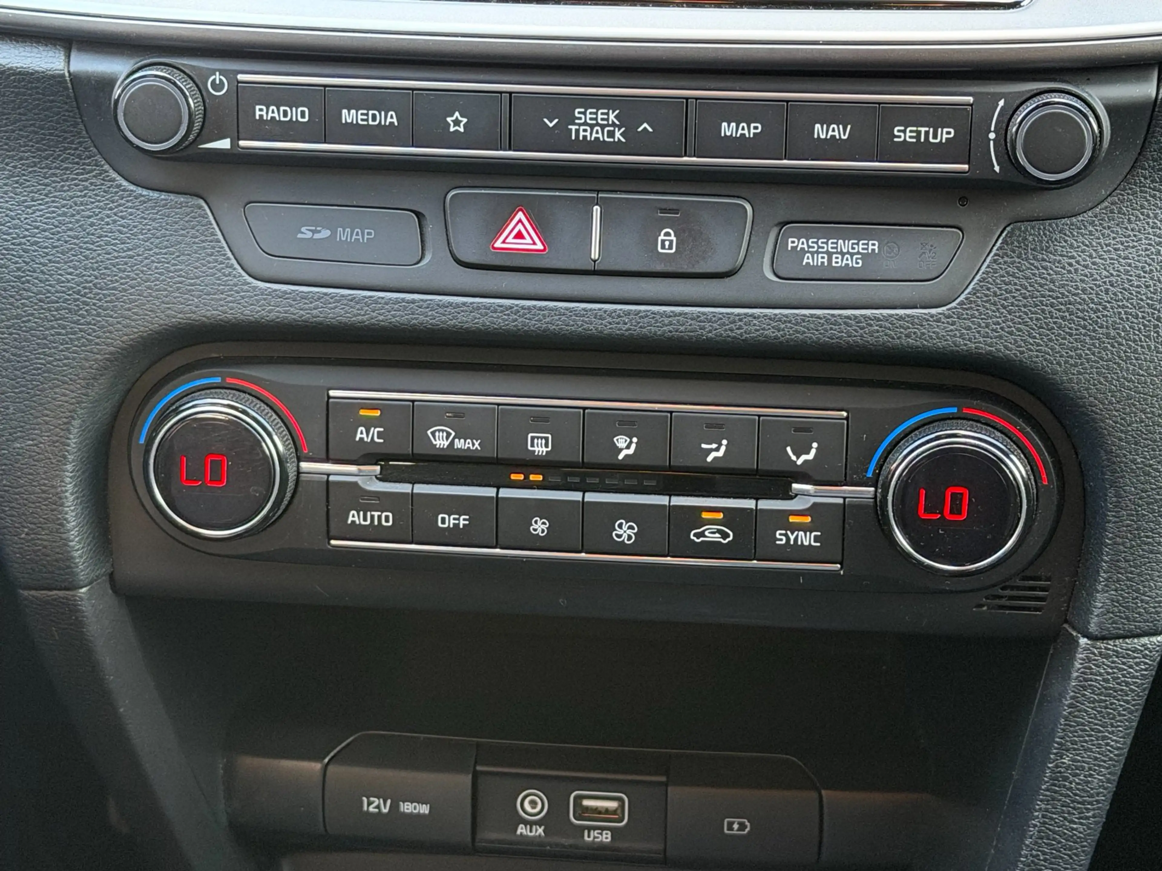 Kia Ceed / cee'd 1.0 T-GDi DynamicLine|Dealer O.H. — photo 16