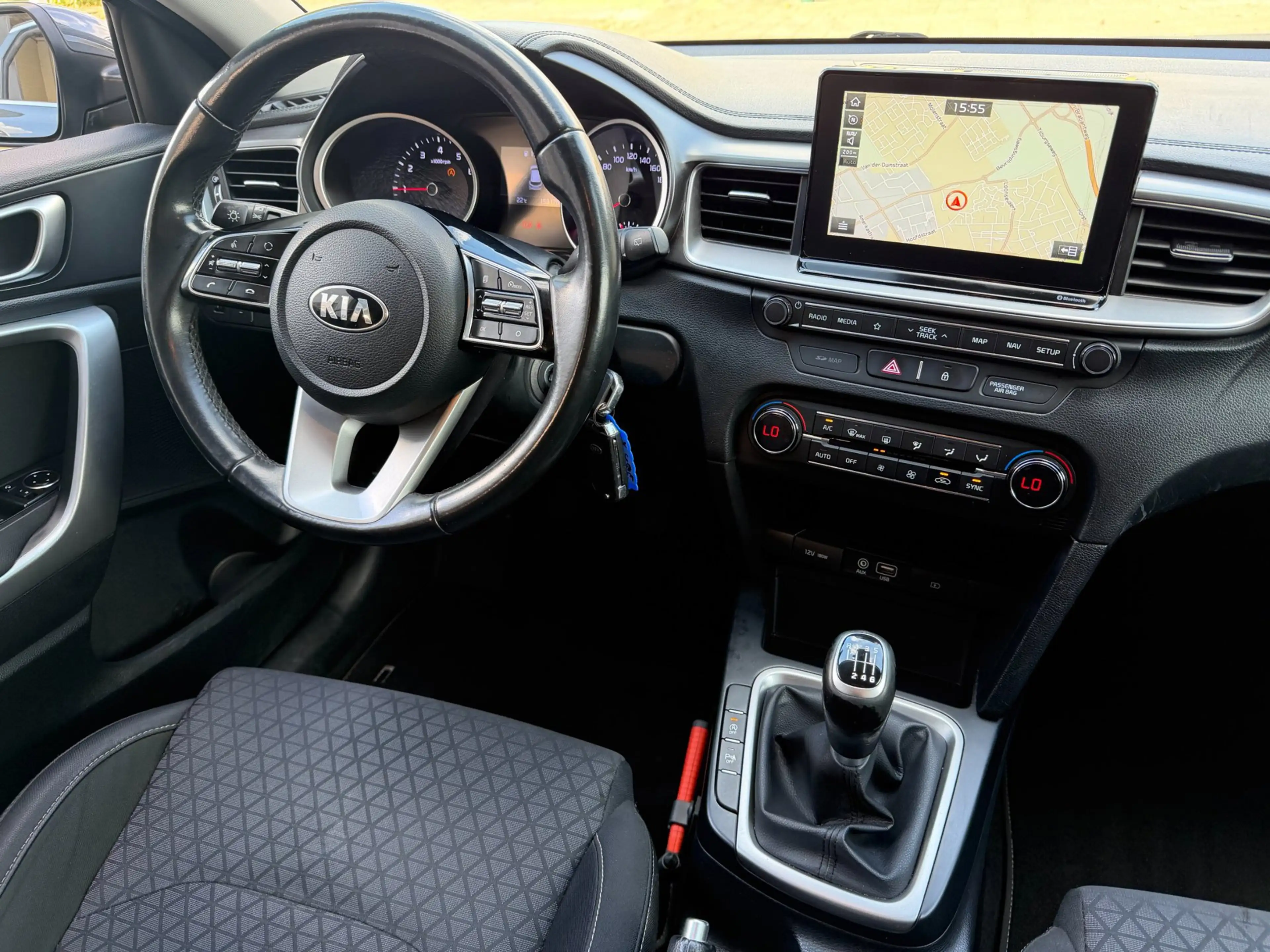 Kia Ceed / cee'd 1.0 T-GDi DynamicLine|Dealer O.H. — photo 13