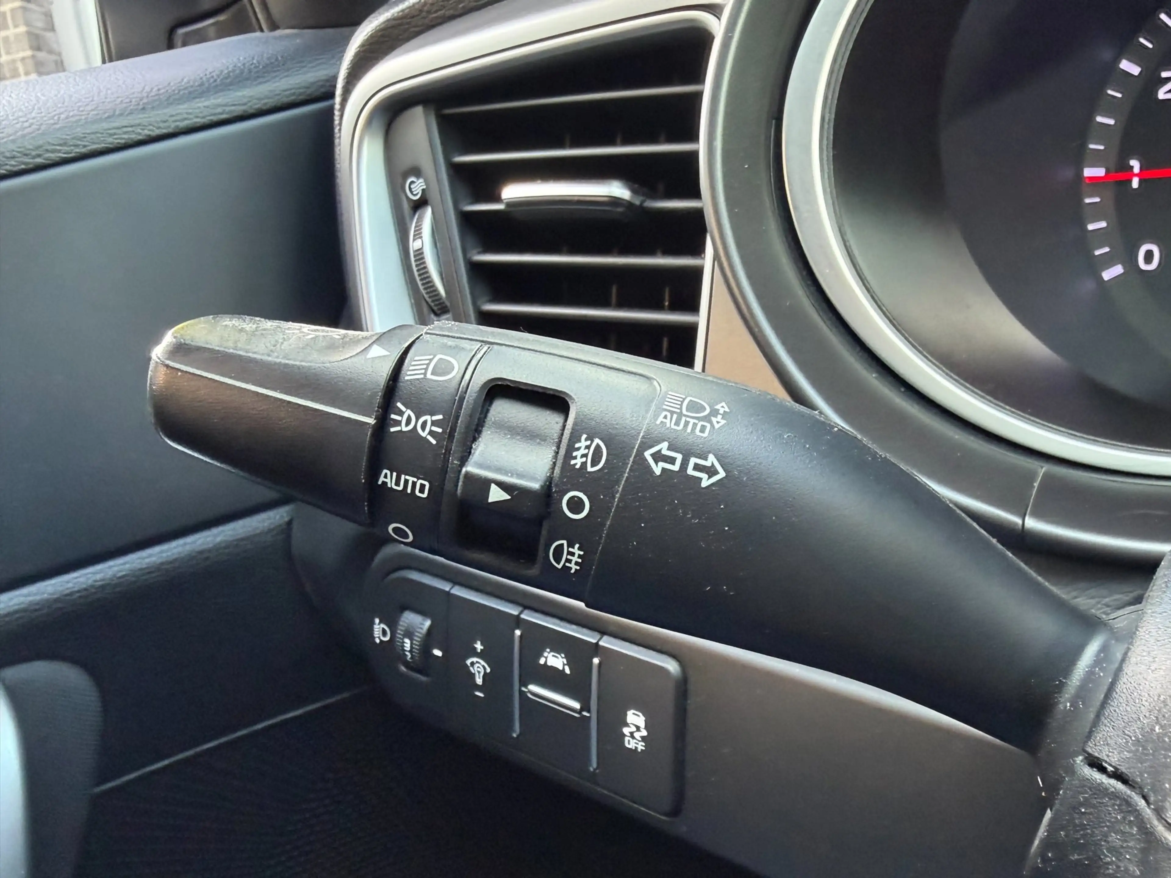 Kia Ceed / cee'd 1.0 T-GDi DynamicLine|Dealer O.H. — photo 22