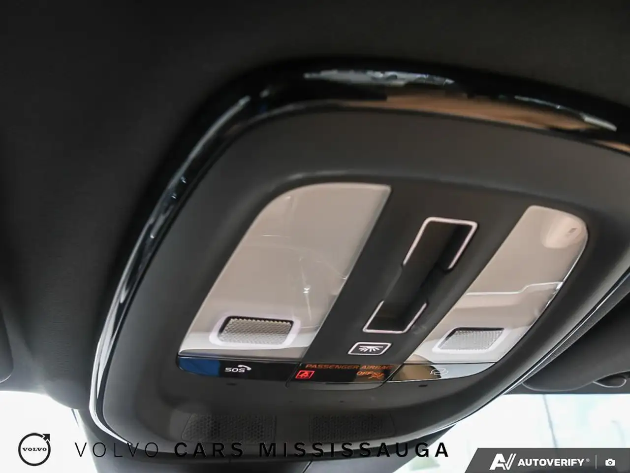 Volvo S60 снимка Volvo S60