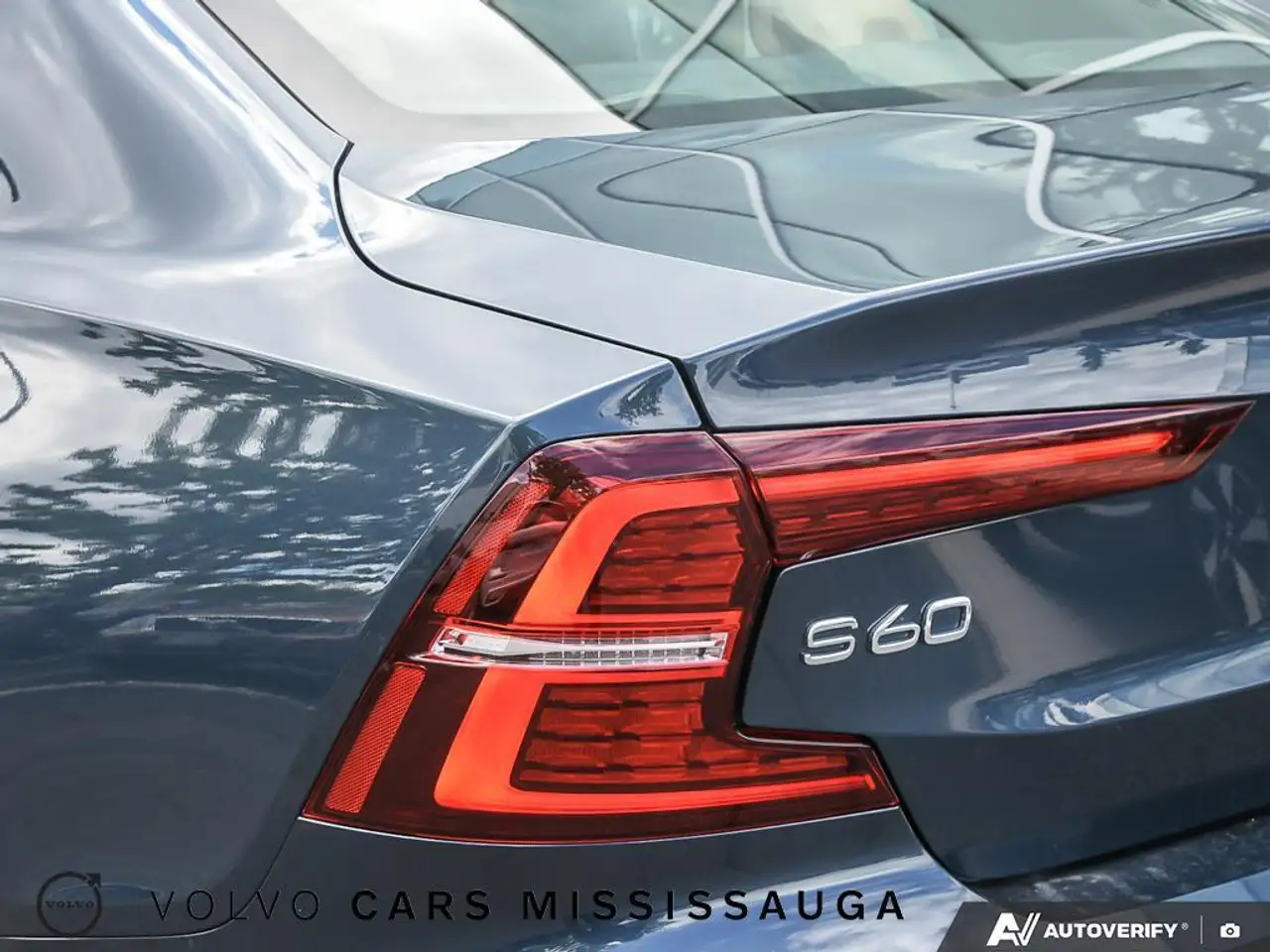 Volvo S60 снимка Volvo S60