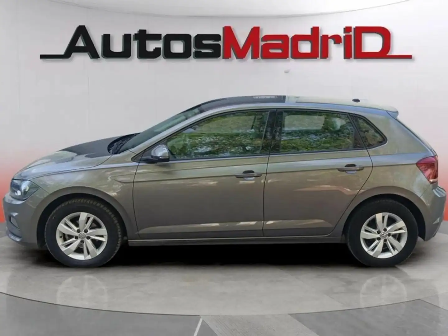Volkswagen Polo 1.0 TSI Advance DSG 70kW Gris - 2