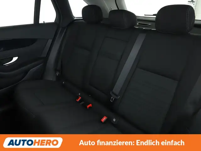 Mercedes-Benz GLC view 14