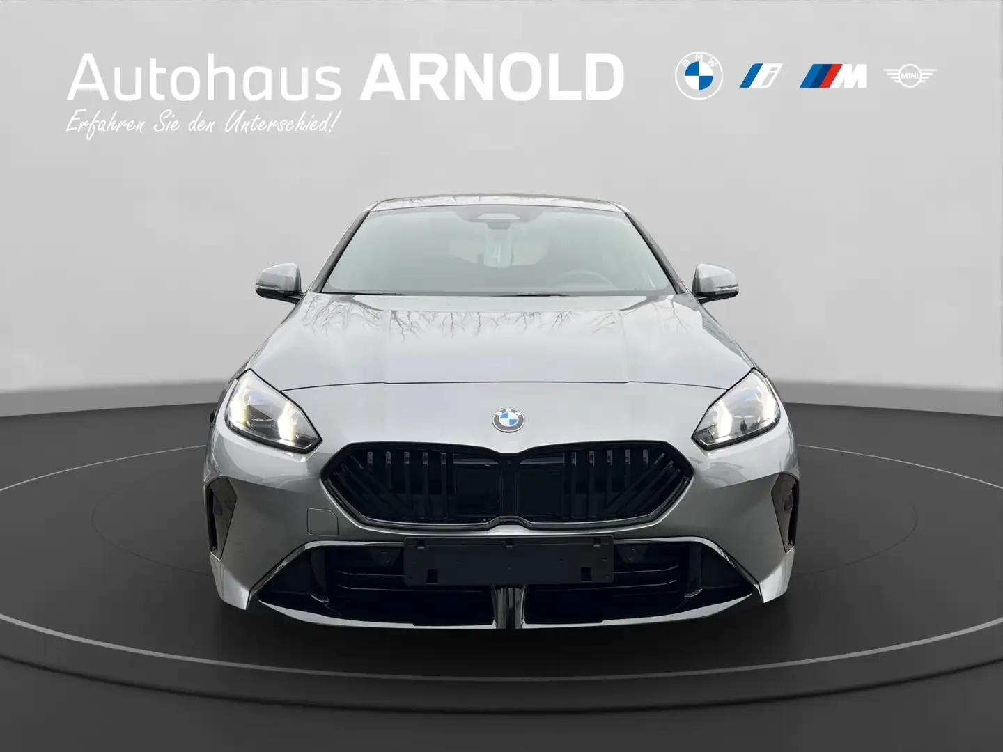 BMW 123 xDrive M Sportpaket Head-Up Harman Kardon Lenkradh Šedá - 2