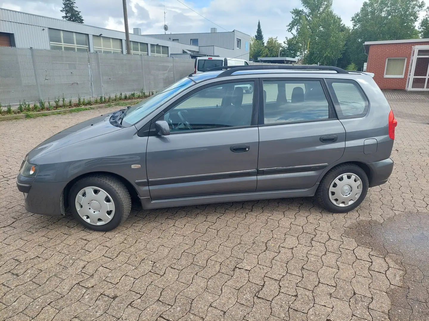 Mitsubishi Space Star Motion 1600, Klima, ZV, PDC, 4x el Fsh, 92tsd KM, Gris - 2