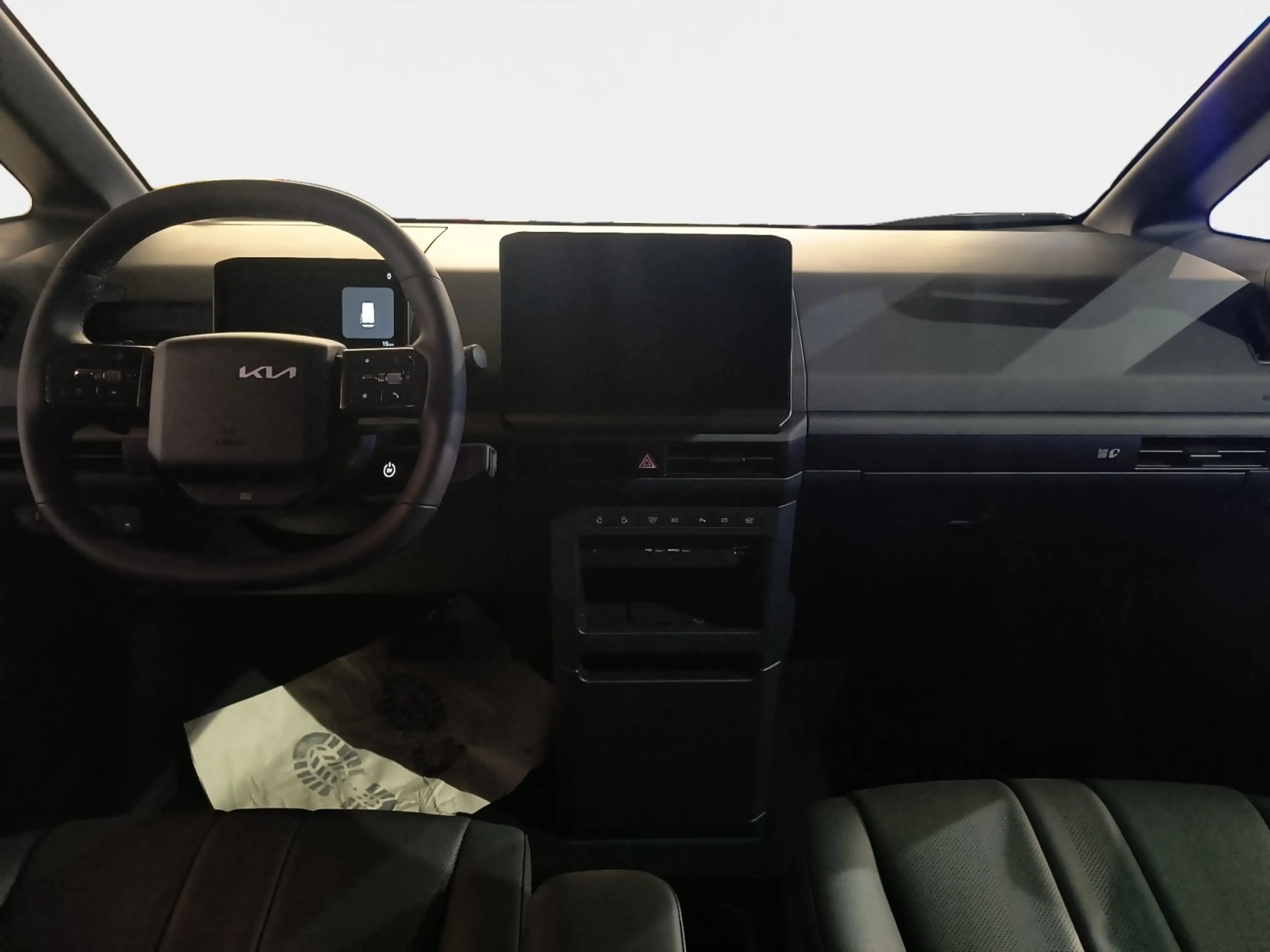 Kia PV5 Passenger Elektro 71,2 kWh Elite 360*SHZ*ACC — photo 9