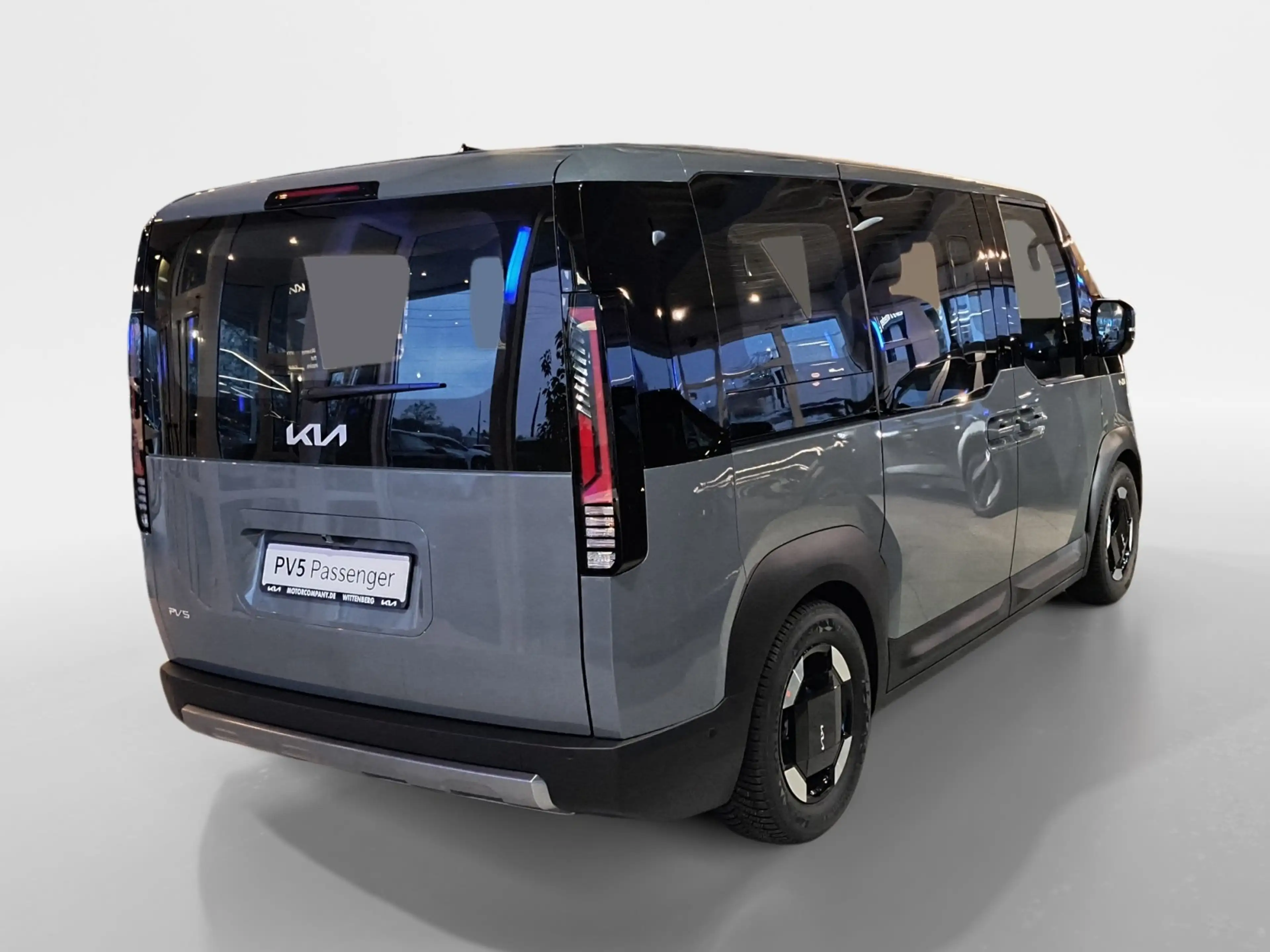 Kia PV5 Passenger Elektro 71,2 kWh Elite 360*SHZ*ACC — photo 5