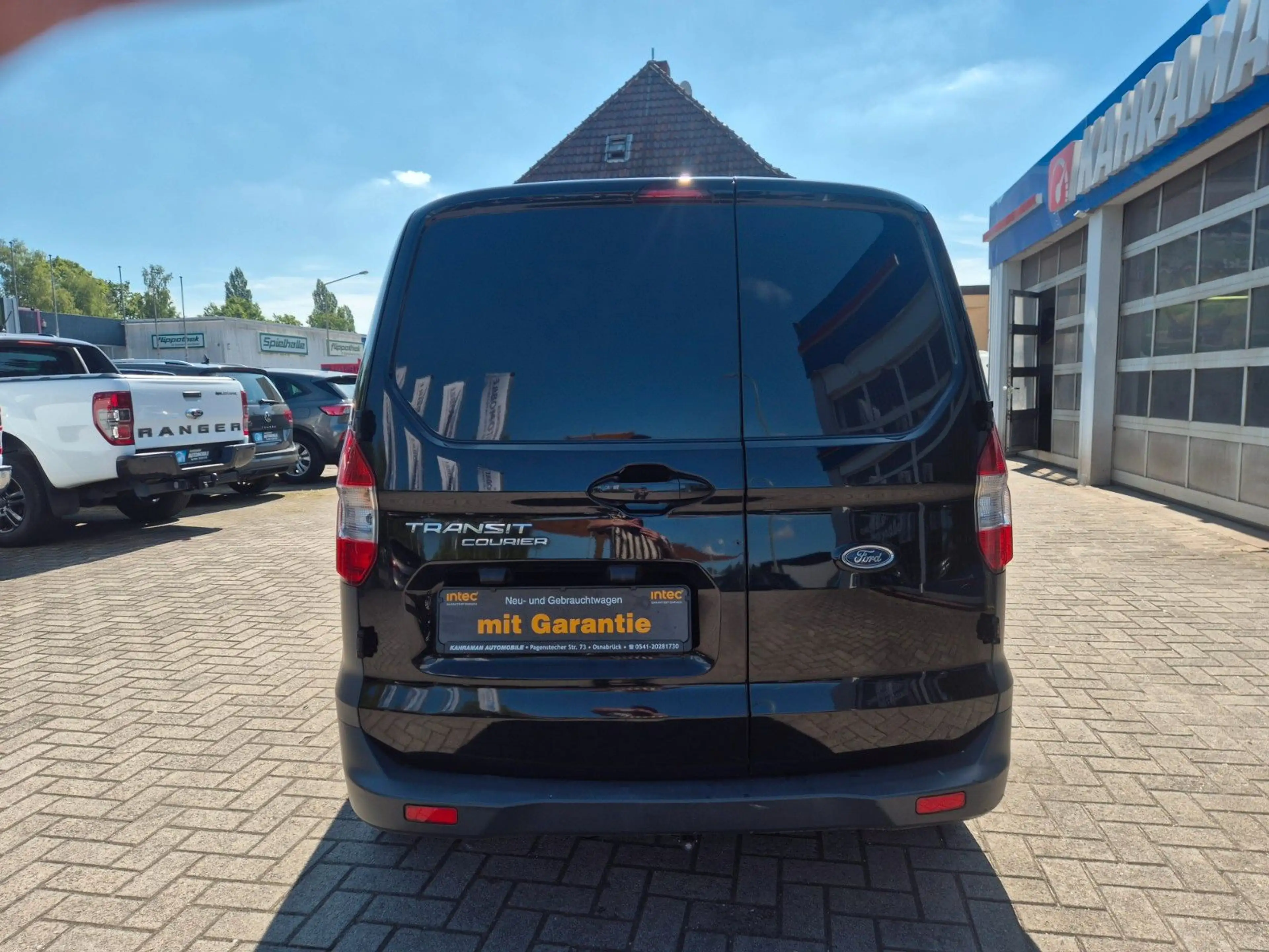 Ford Transit Courier — photo 7