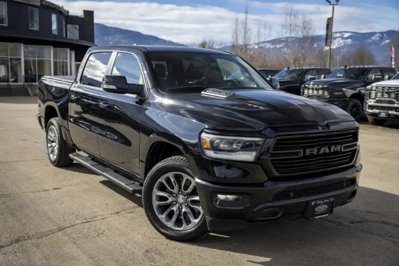 RAM 1500 снимка RAM 1500