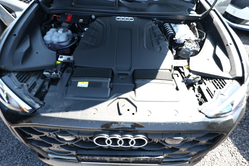 Audi Q8 S line 2xS AssistenzP+ 22Z Laser Pano B&O PrivG... — photo 10