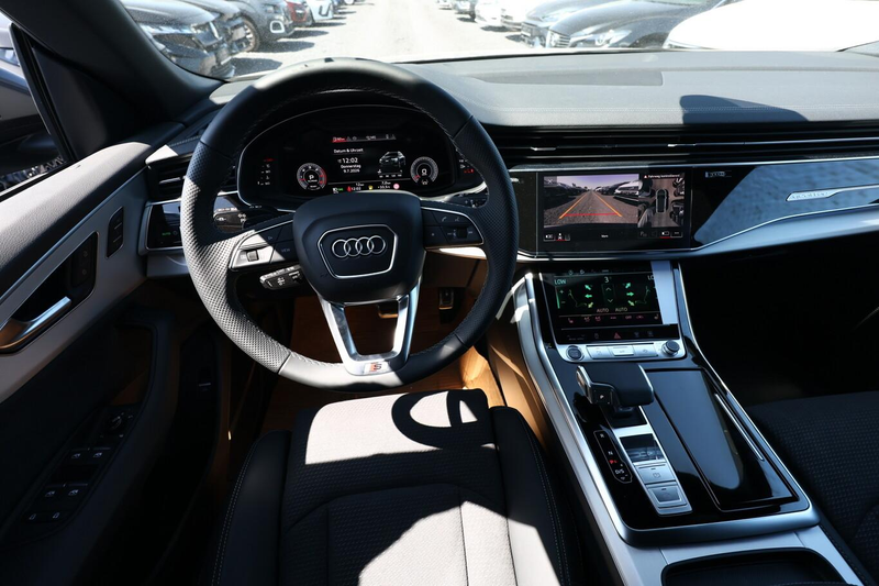 Audi Q8 S line 2xS AssistenzP+ 22Z Laser Pano B&O PrivG... — photo 7