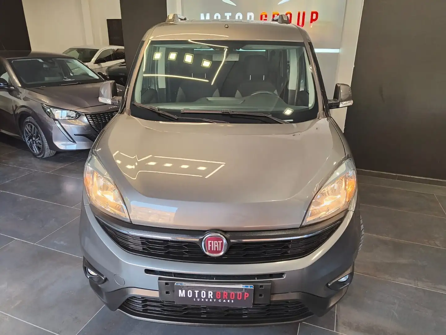 Fiat Doblo Doblò 1.6 MJT 16V 105CV Lounge Grigio - 2