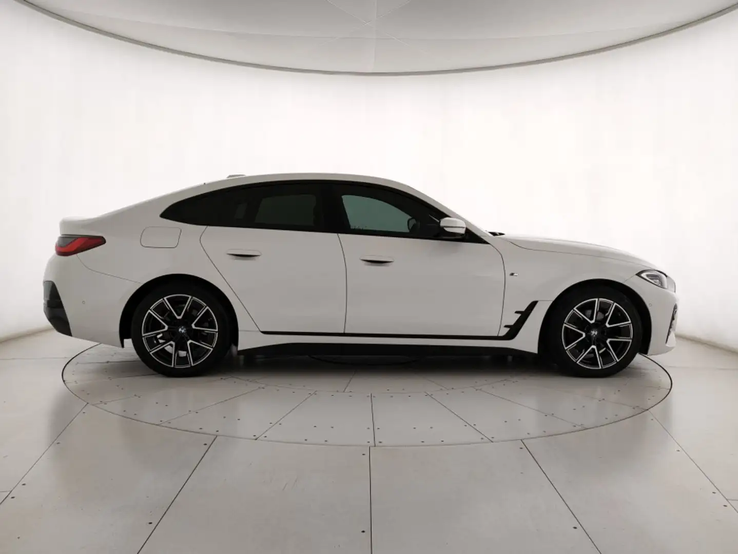 BMW 420 420d Gran Coupe mhev 48V Msport auto Bianco - 2