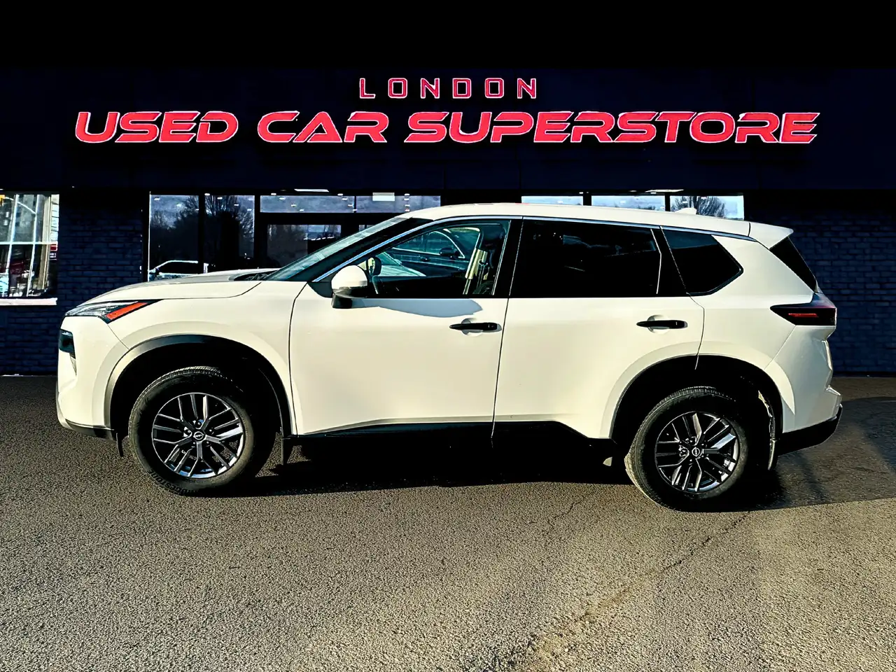 Nissan Rogue снимка Nissan Rogue