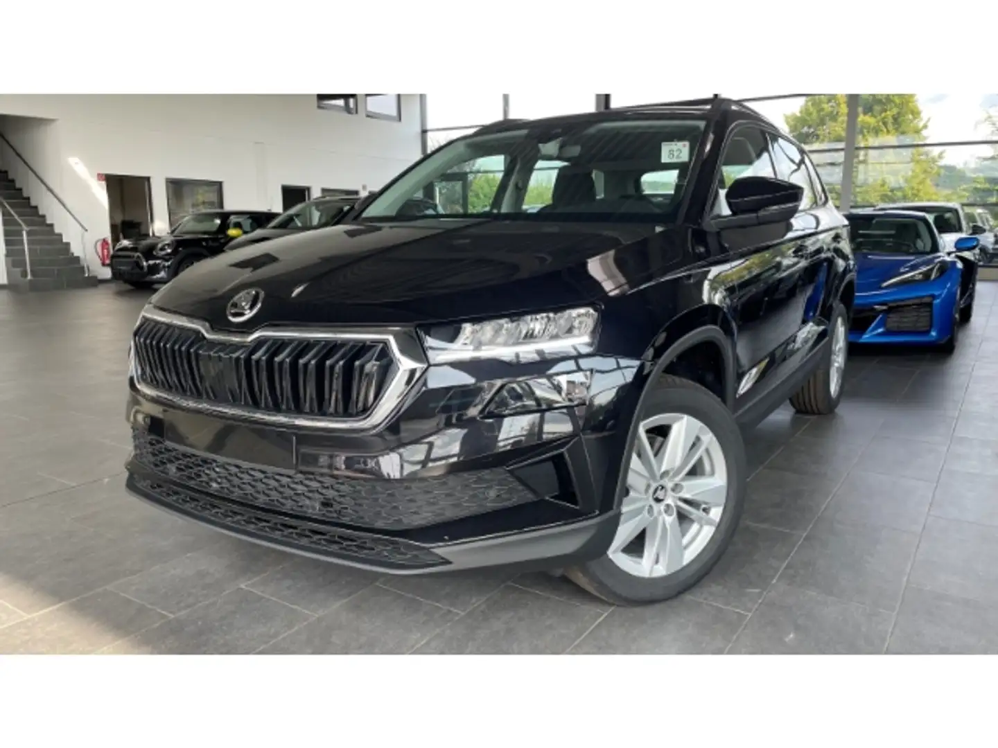 Skoda Karoq Selection 1.5 TSI LED Kamera Navi Digi Cockpit LED Zwart - 1