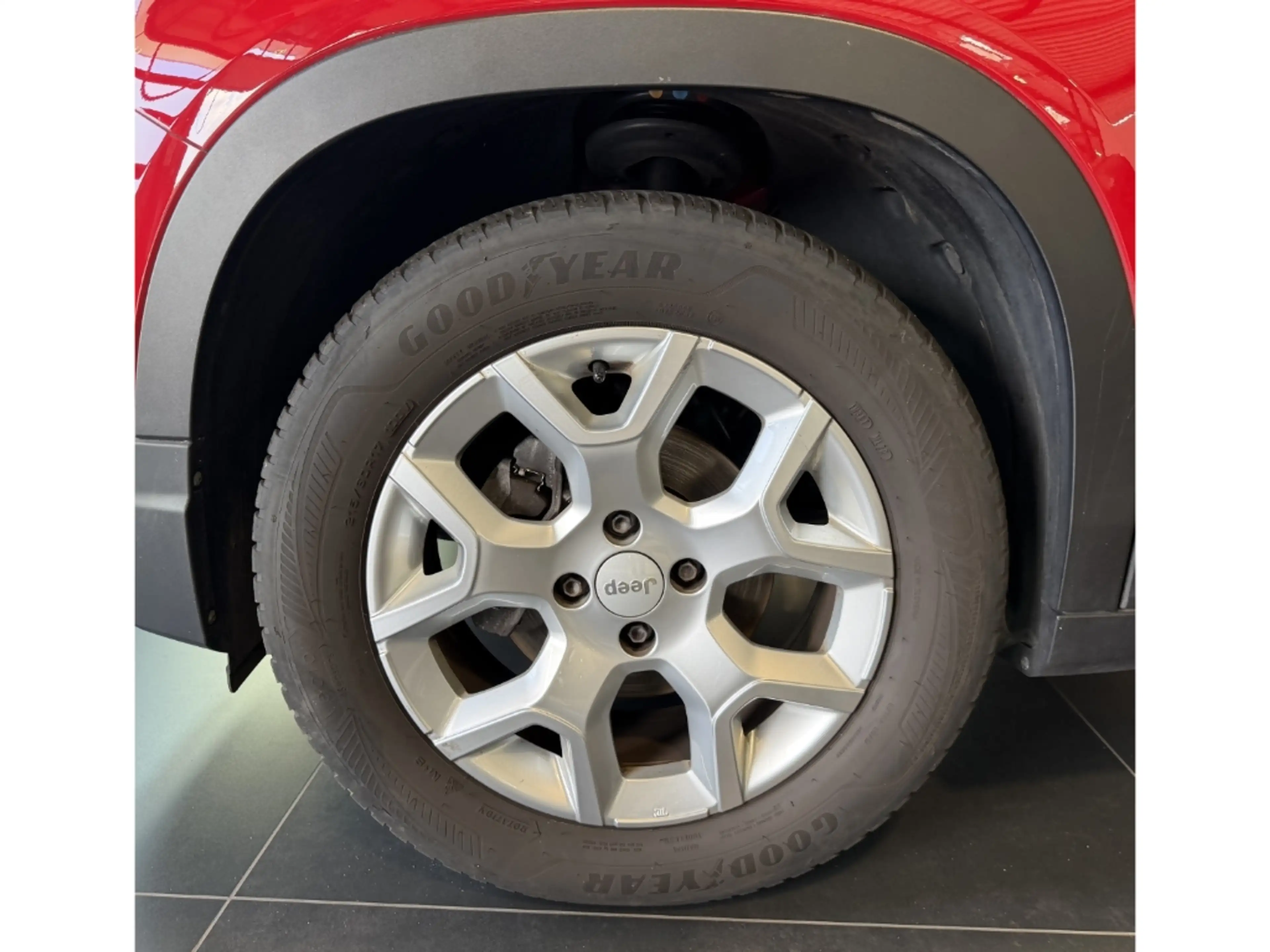 Jeep Avenger Altitude *Tempomat *Apple Car Play — photo 9