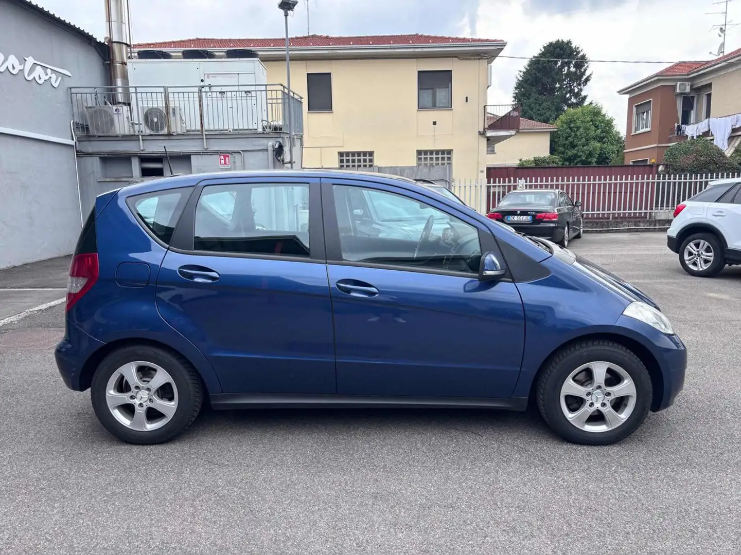 Mercedes-Benz A 150 Avantgarde *NEOPATENTATI* Blauw - 2