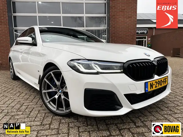 BMW 540 5-serie 540i High Executive M-Sport / Pano / HUD /