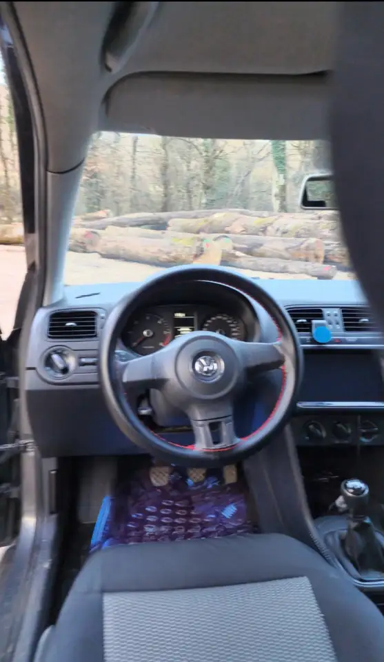 Volkswagen Polo Citadine 5 portes — photo 4
