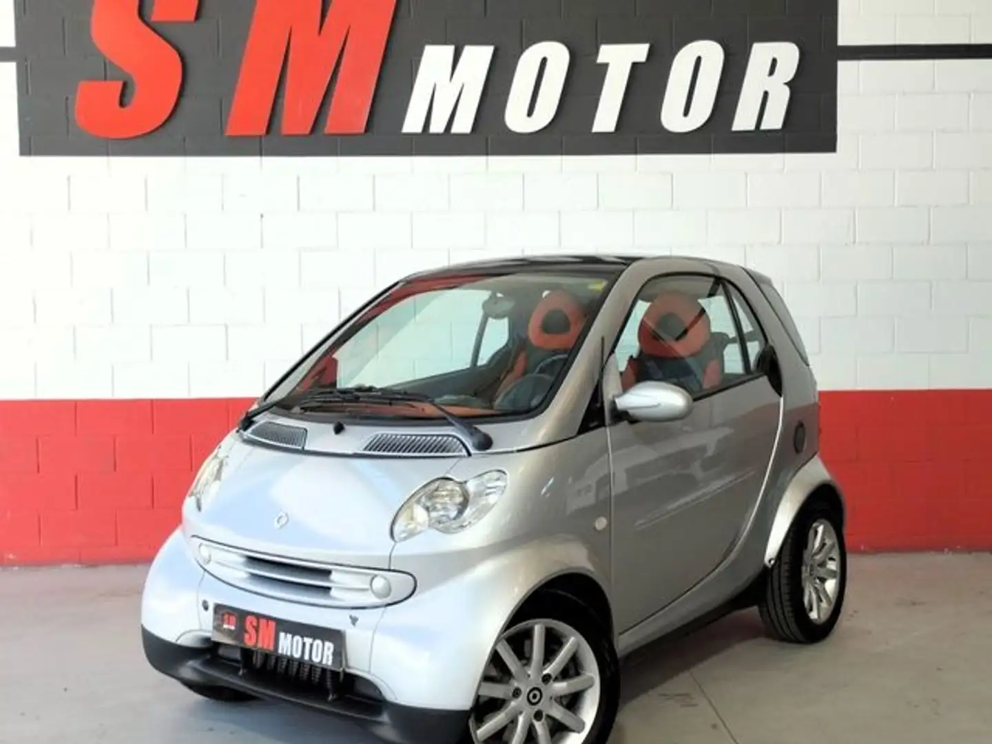 smart forTwo Coupé 45 Passion Aut. Plateado - 1