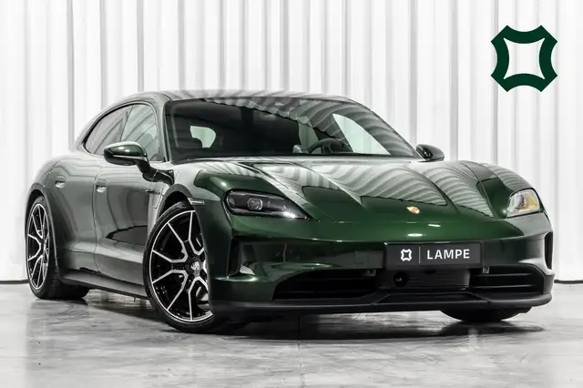 Porsche Taycan Sport Turismo Oak Green Performance Plus BOSE Pano