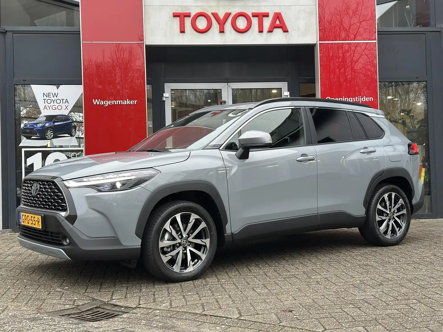 Toyota Corolla Cross 1.8 HYBRID 140 STYLE DIRECT LEVERBAAR ELEK-KLEP BL Grijs - 1