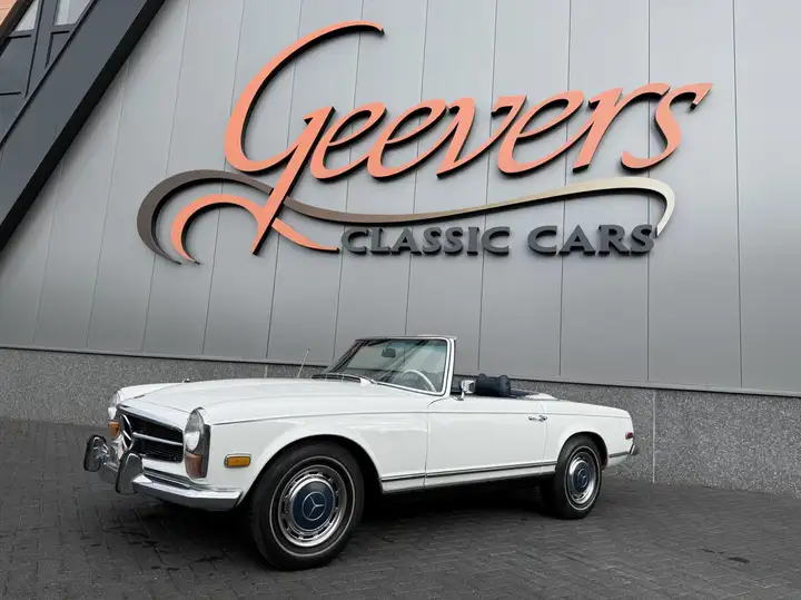 Mercedes-Benz SL 280 W113 Pagode