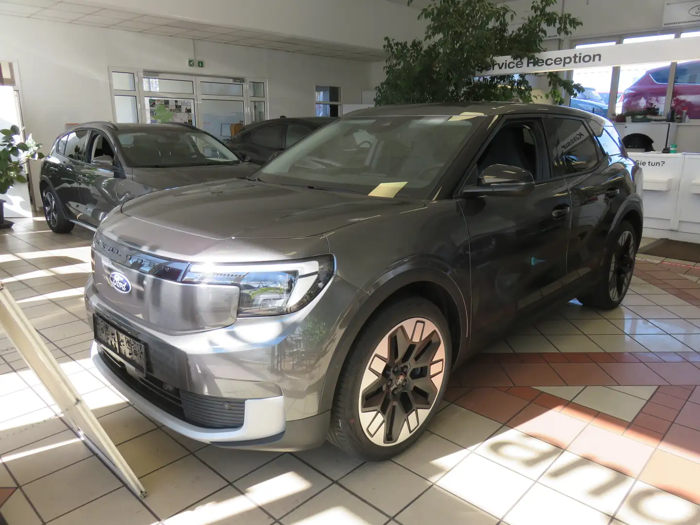 Ford Explorer Elektro Premium 77kWh RWD Gris - 1