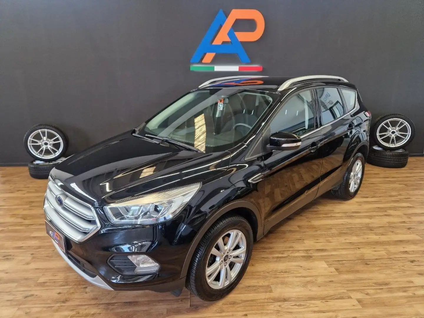 Ford Kuga 1.5 TDCI 120 CV S&S 2WD Business Nero - 2