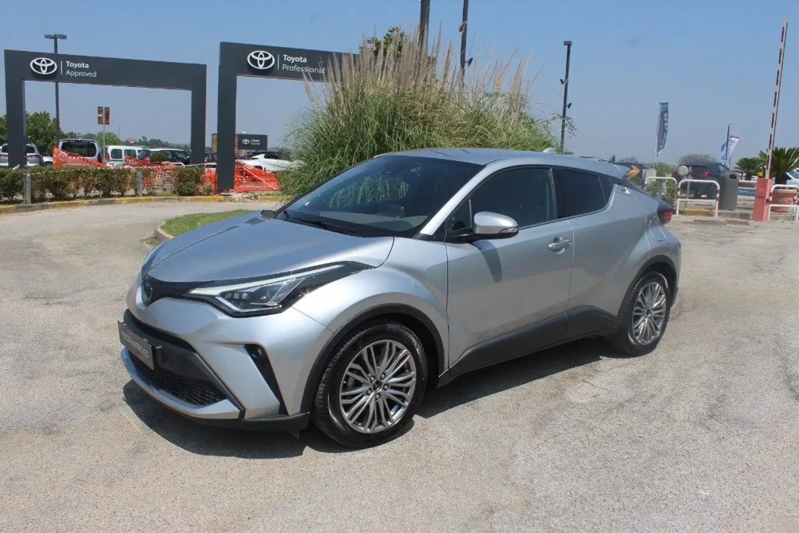 Toyota C-HR 1.8 Hybrid E-CVT Lounge Grigio - 1