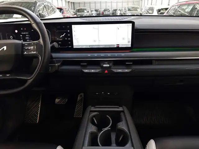 Kia Ev9 view 11