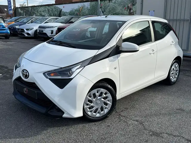 Toyota Aygo Aygo 1.0i VVT-i / CARPLAY / CAMERA / CLIM