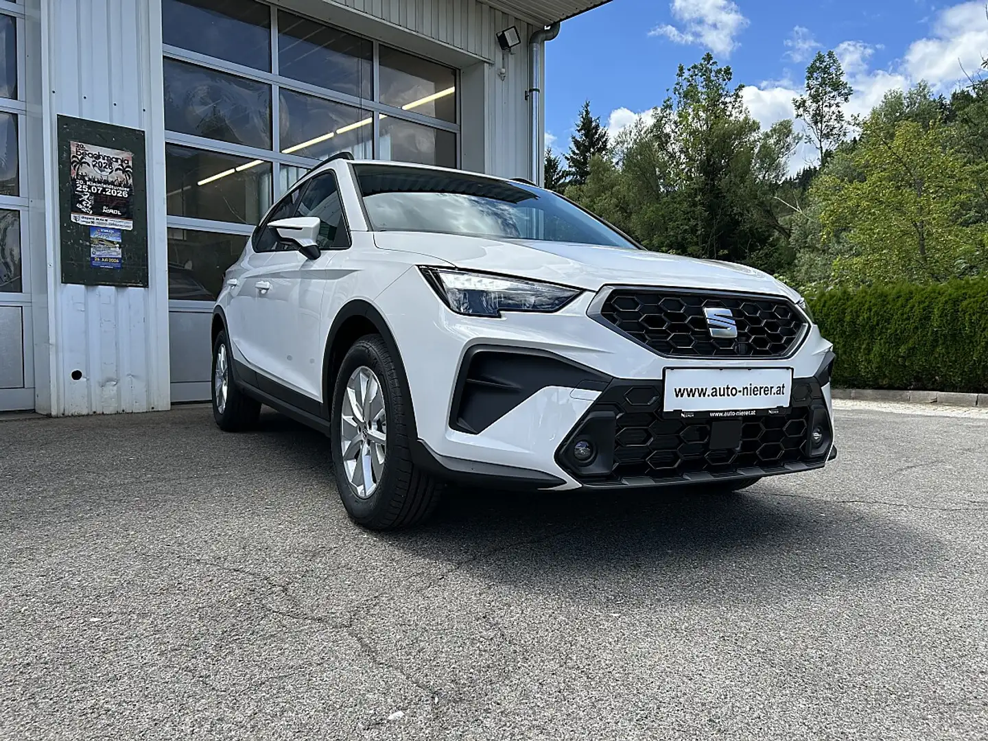 SEAT Arona 1,0 TSI Reference Edition Weiß - 2