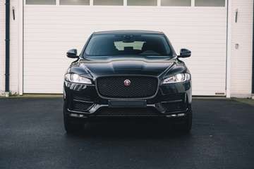 F-Pace 2.0 D E-Performance R-Sport