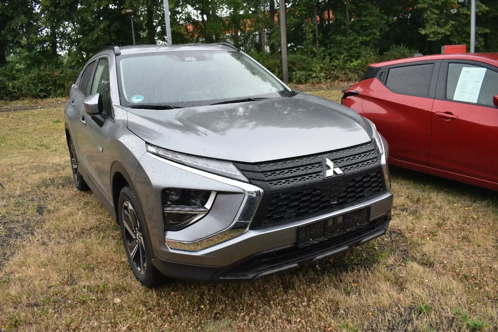 Mitsubishi Eclipse Cross Plug-in Hybrid BASIS 2.4 MIVEC 4WD Grijs - 1