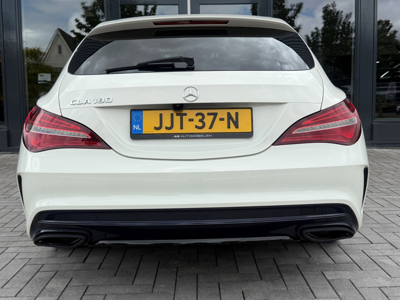 Mercedes-Benz CLA 180 Shooting Brake Facelift AMG Night Camera — photo 12