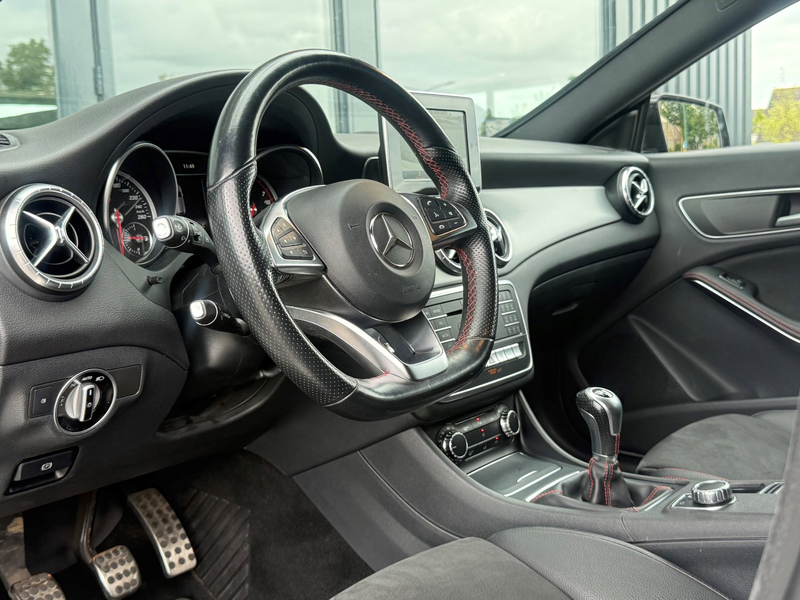Mercedes-Benz CLA 180 Shooting Brake Facelift AMG Night Camera — photo 13