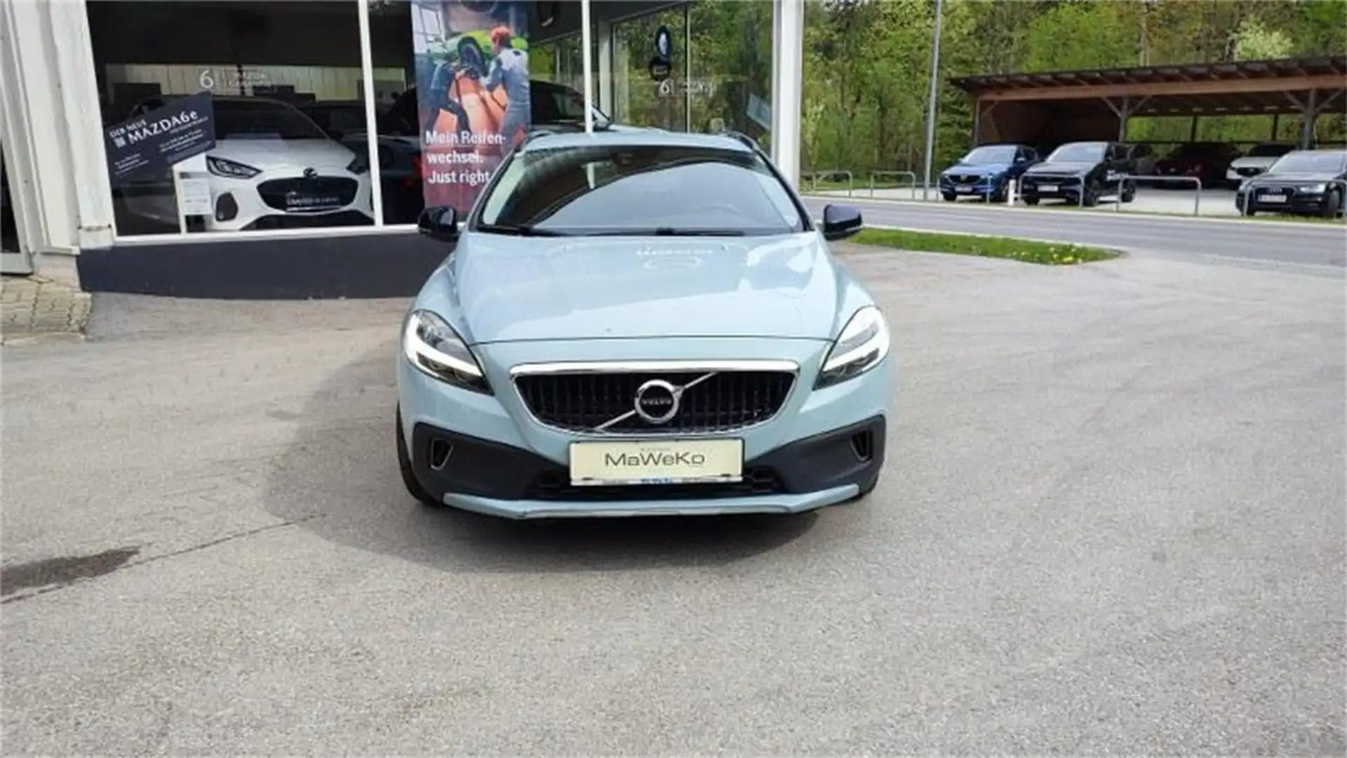 Volvo V40 Blau - 2