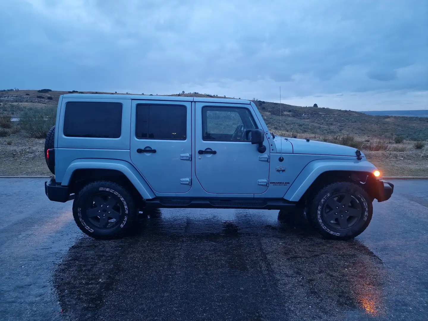 Jeep Wrangler Wrangler Unlimited 2.8CRD Artic Aut. Artic Azul - 2