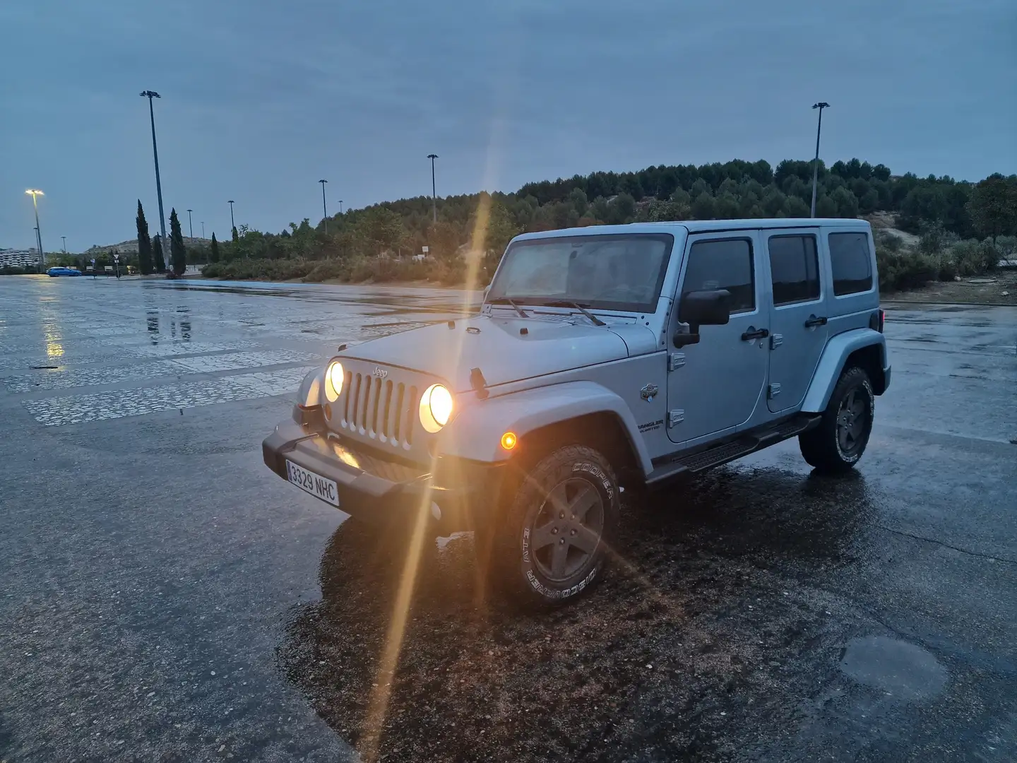 Jeep Wrangler Wrangler Unlimited 2.8CRD Artic Aut. Artic Azul - 1