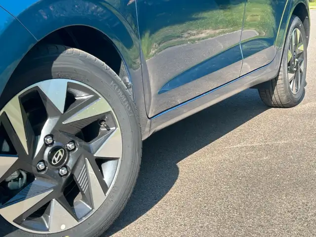 Hyundai I10 view 9