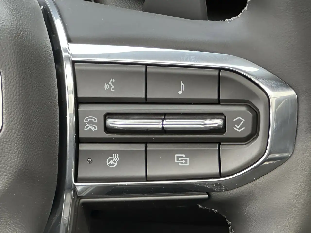 GMC Yukon снимка GMC Yukon