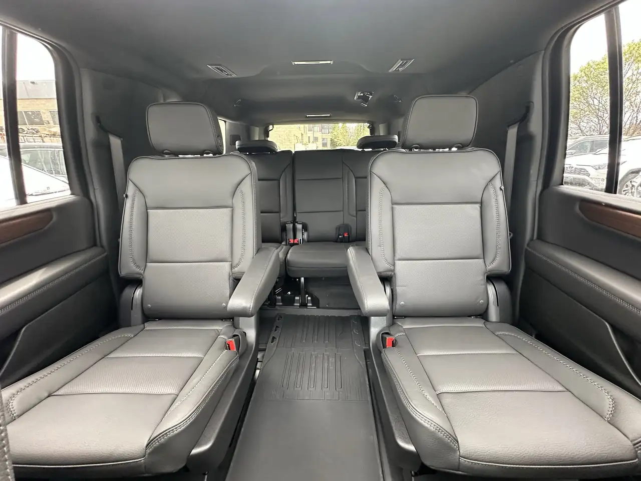 GMC Yukon снимка GMC Yukon