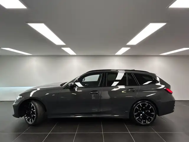BMW 3 Series view 2