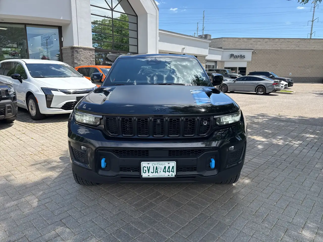 Jeep Grand Cherokee снимка Jeep Grand Cherokee